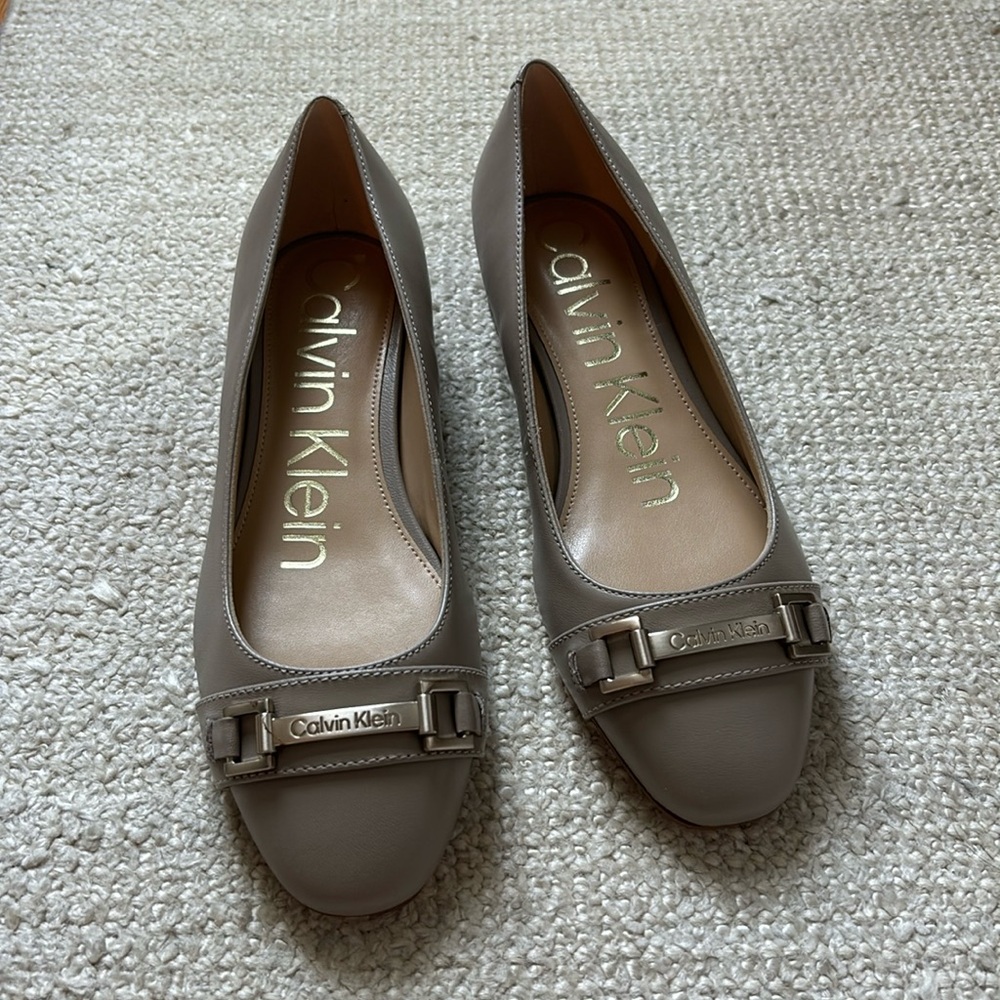 Calvin Klein ballet flats 🔥NWT🔥